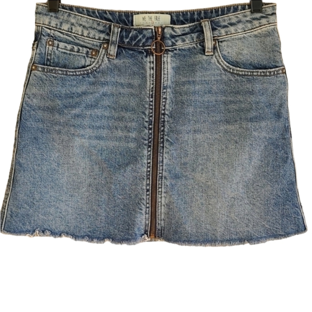 WE THE FREE PEOPLE Front Zipper Jean Skirt 28 M Denim Mini Frayed Hem 30" Waist - Picture 14 of 16